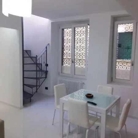 Apartman Zona Chiesa Russa